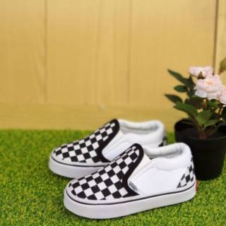  SEPATU  VANS  ANAK SLIP ON VAN  CATUR  LAKI DAN PEREMPUAN 