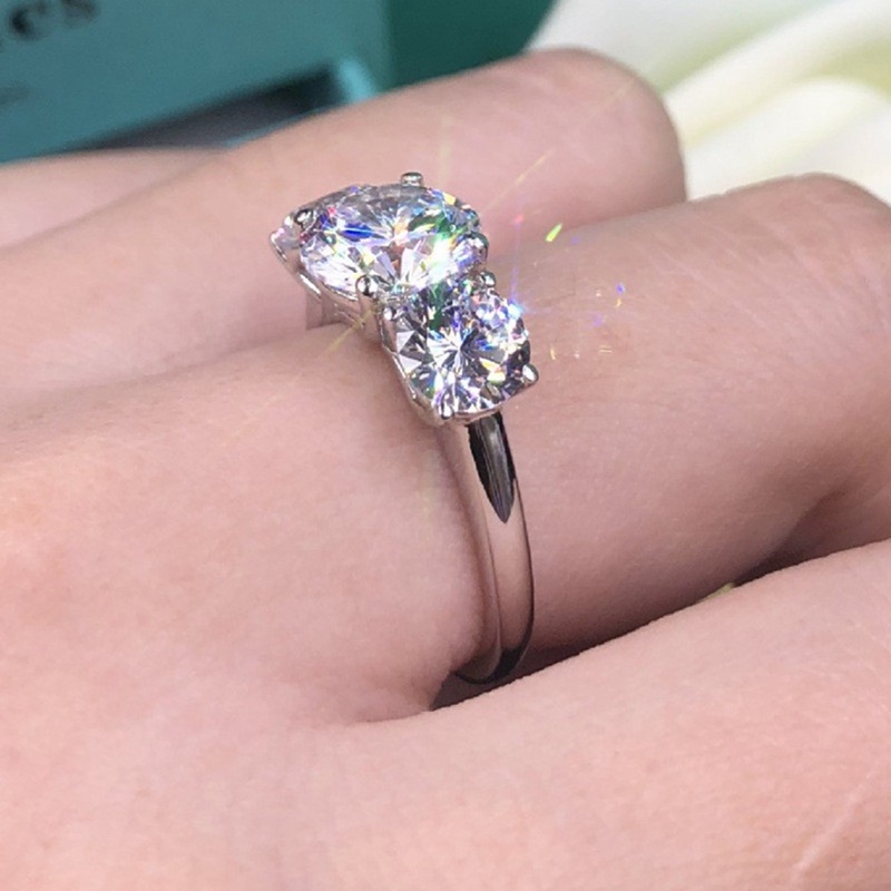 Cincin Pernikahan Desain Tiga Lingkaran Bling Untuk Wanita