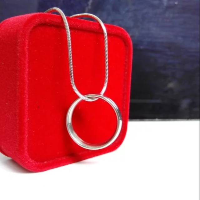 Kalung Wanita Titanium Liontin Overal Ring Silver