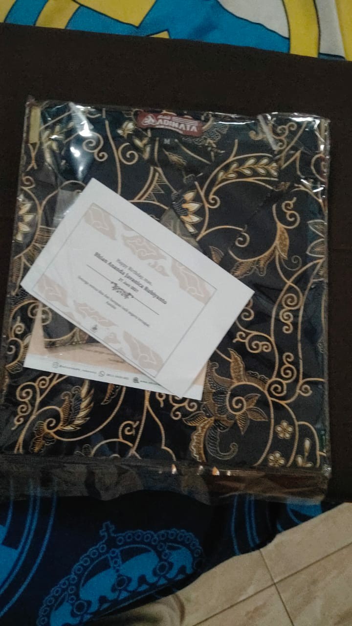 Hem Pendek Adinata Batik Arion