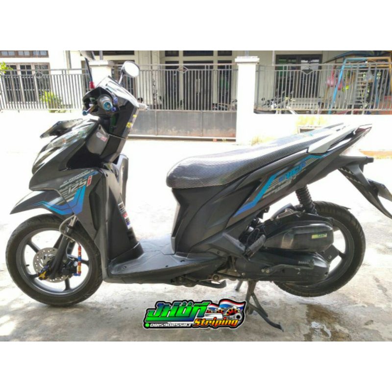 STRIPING VARIO 125 OLD CLICK LINE
