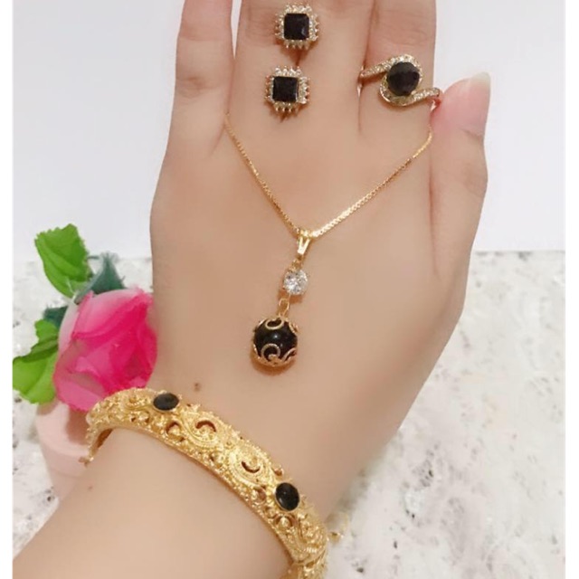 set giok permata giok hitam