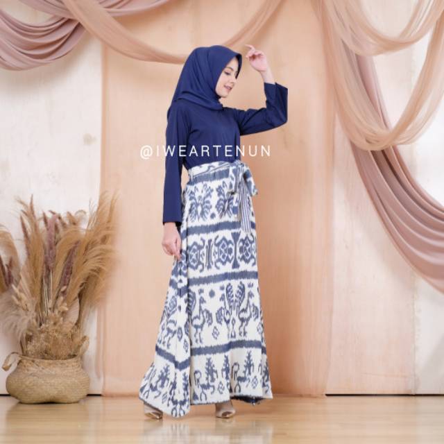 GAMIS TENUN IKAT JEPARA MOTIF SUMBA KOMBI KATUN NAVY BUSUI FRIENDLY