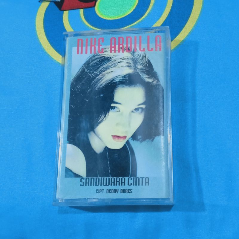 kaset pita nike ardilla sandiwara cinta