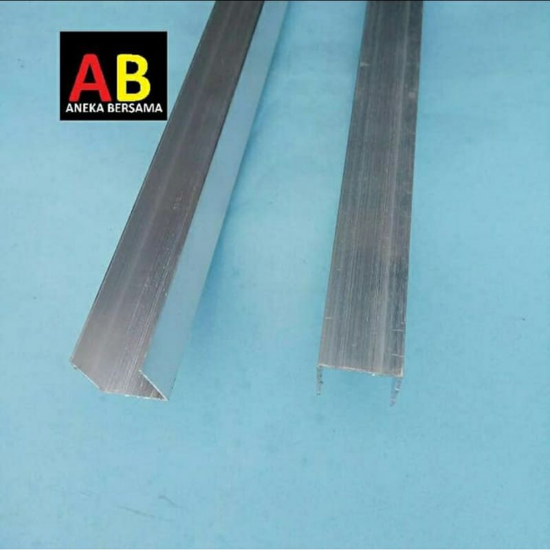 Lis U Aluminium 20mm x 20mm x 20mm silver 199.5cm