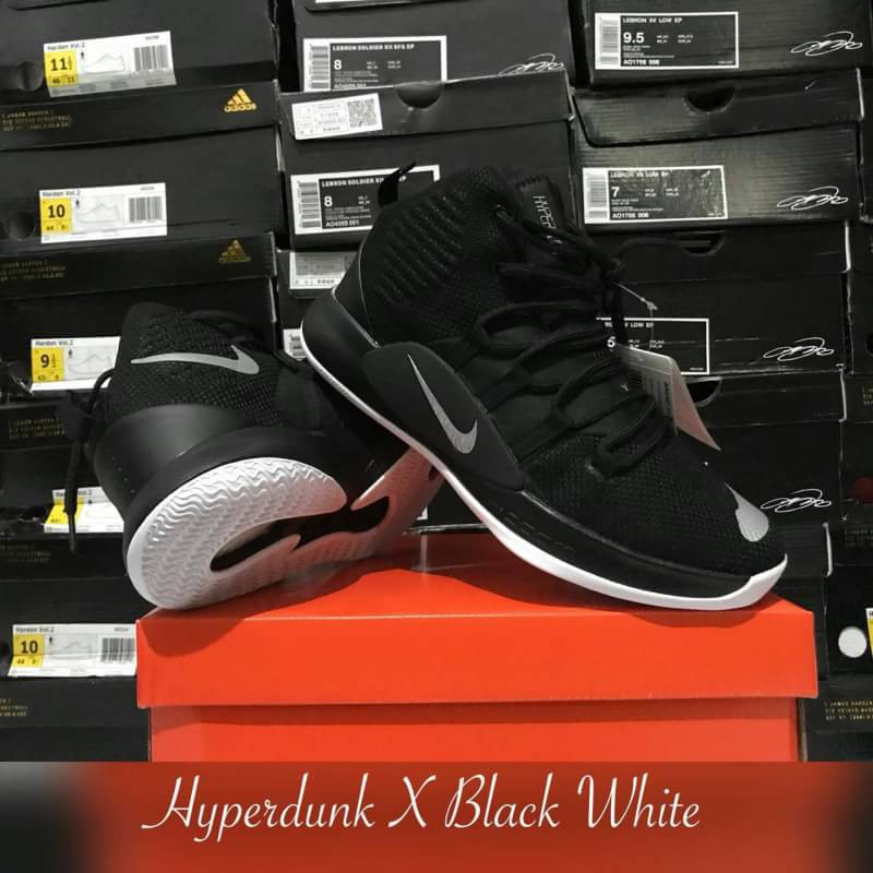 Hyperdunk X 'Black White / Sepatu Basket Nike Hitam Putih
