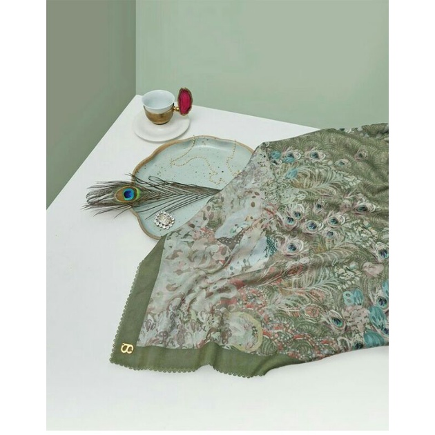 The ederra series in pickle Buttonscarves