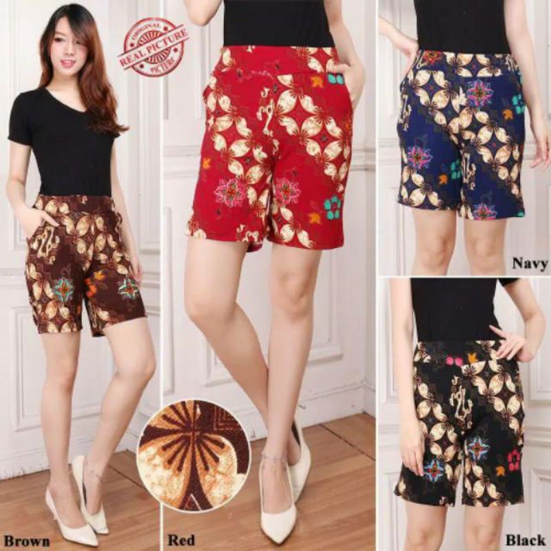 CELANA PENDEK MOTIF BATIK DAN BUNGA / CELANA PENDEK / HOT PANTS MOTIF BATIK