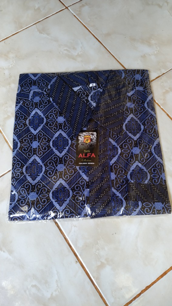 Kemeja Batik Fashion Motif Wajik Biru Lengan Pendek