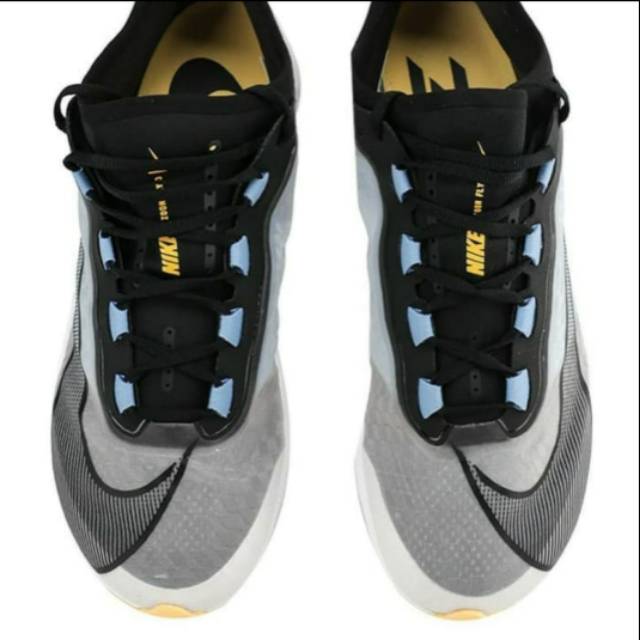 Sepatu Pria Nike Zoom Fly 3