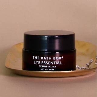 the bath box eye essential serum