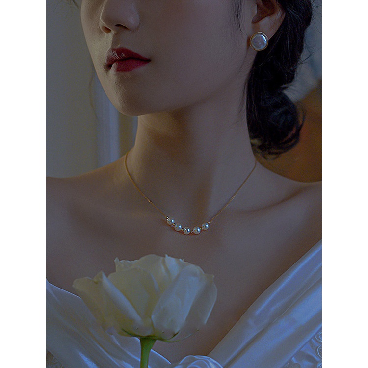 Kalung Rantai Klavikula Hias Manik-Manik Mutiara Warna Silver Emas Untuk Wanita