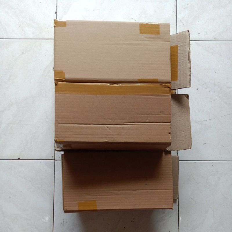 

Kotak Packing 27×14×7