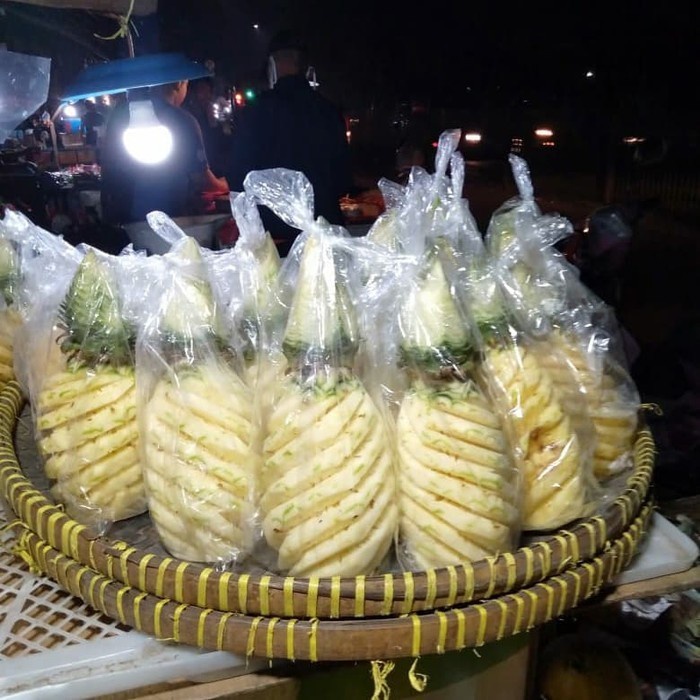 

Nanas Palembang Besar Free kupas