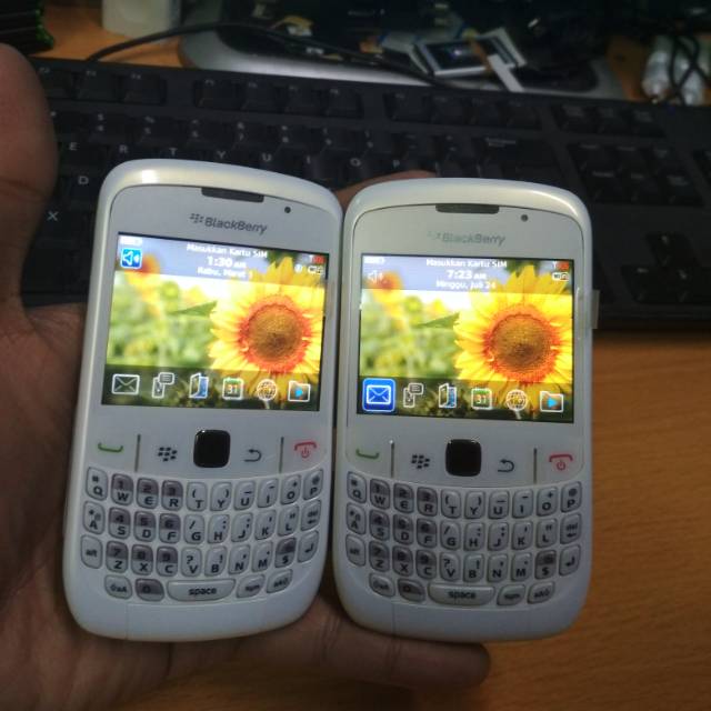 Blackberry Gemini 8520 Second Resmi