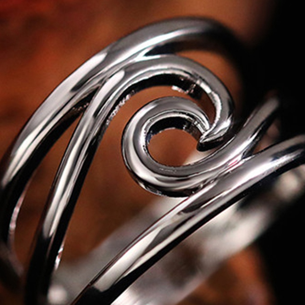Hu Hu Hu Hu Hu Alat Bantu Pasang Kacamata♡ Cincin Wanita Desain Gelombang Artistik Elektroplating Ringan Untuk Pesta