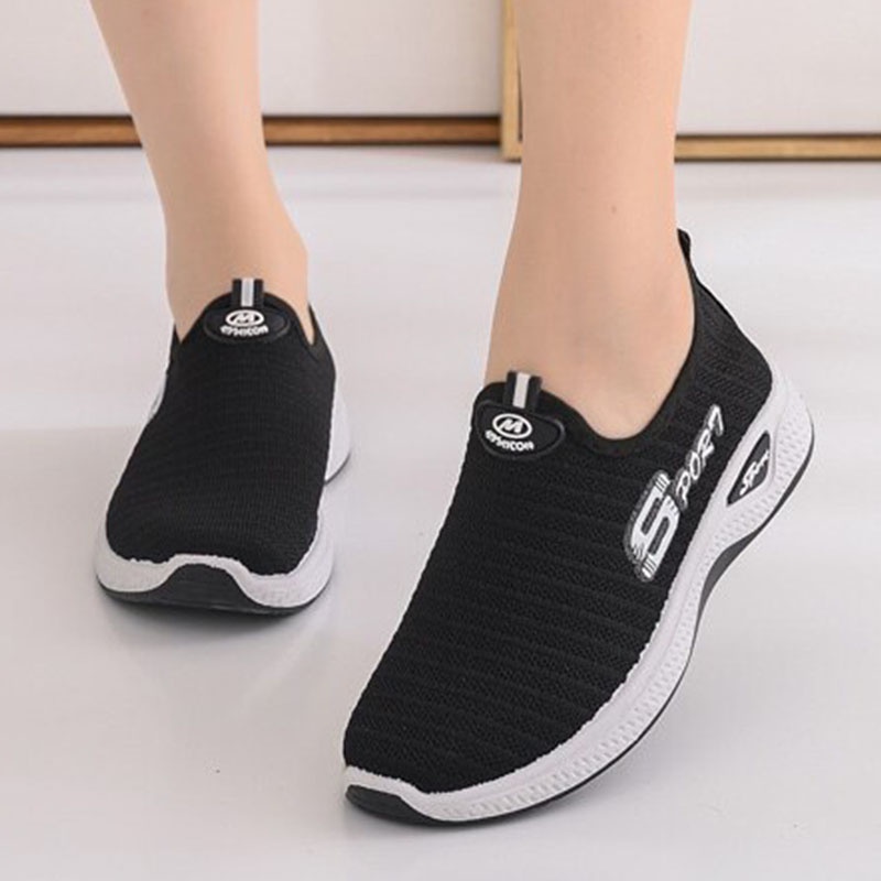 Sepatu Sneakers Wanita SlipOn Fashionable - Y-1