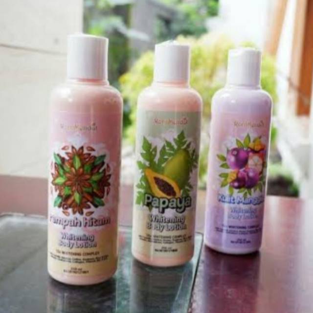 

Day Lotion avaible 3 varian (Rempah, Manggis,Pepaya)