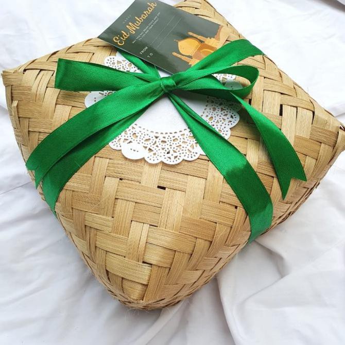 

Parcel Hampers Lebaran Idul Fitri Set Besek Paket Gift Makanan Pempek - Aisha(20Pcs) Daliparis