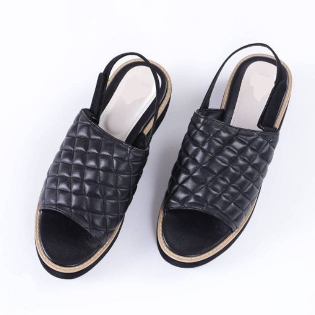 Sandals prily / Sandal Slip Wanita / Sandal Wanita Fashion Terbaru 2020 / Bisa COD