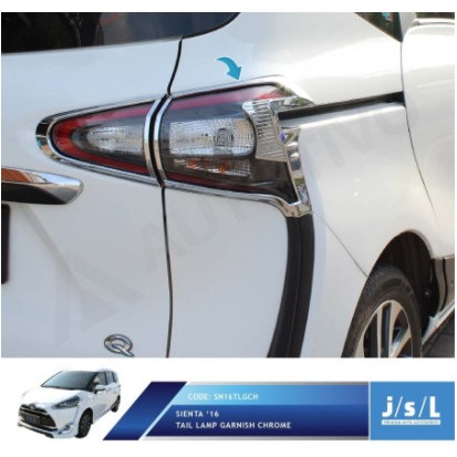 Toyota Sienta Garnish Lampu Belakang JSL / Tail Lamp Garnish Chrome