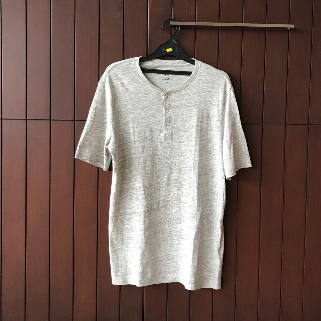 H&M Henley Light Grey T-Shirt