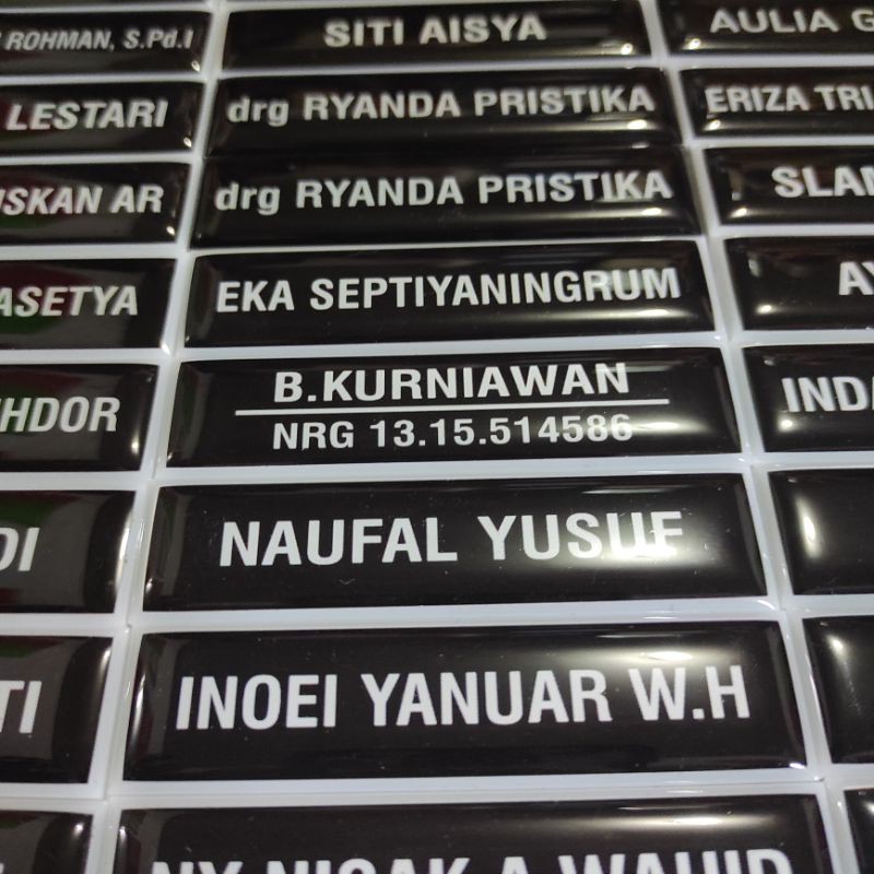 Nama Dada Name tag Nyoya Polisi TNI PNS Abdi Negara Papan nama TNI Bhayangkari nama dada Polisi, Persit, Sekolah, Perusahaan, Karyawan, Instansi 2x8 cm Resin Glass Cembung High Quality