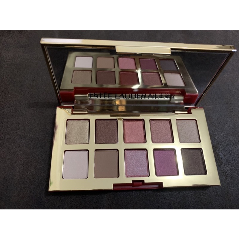 Estee Lauder Eyeshadow Pallete in Shade Nudes