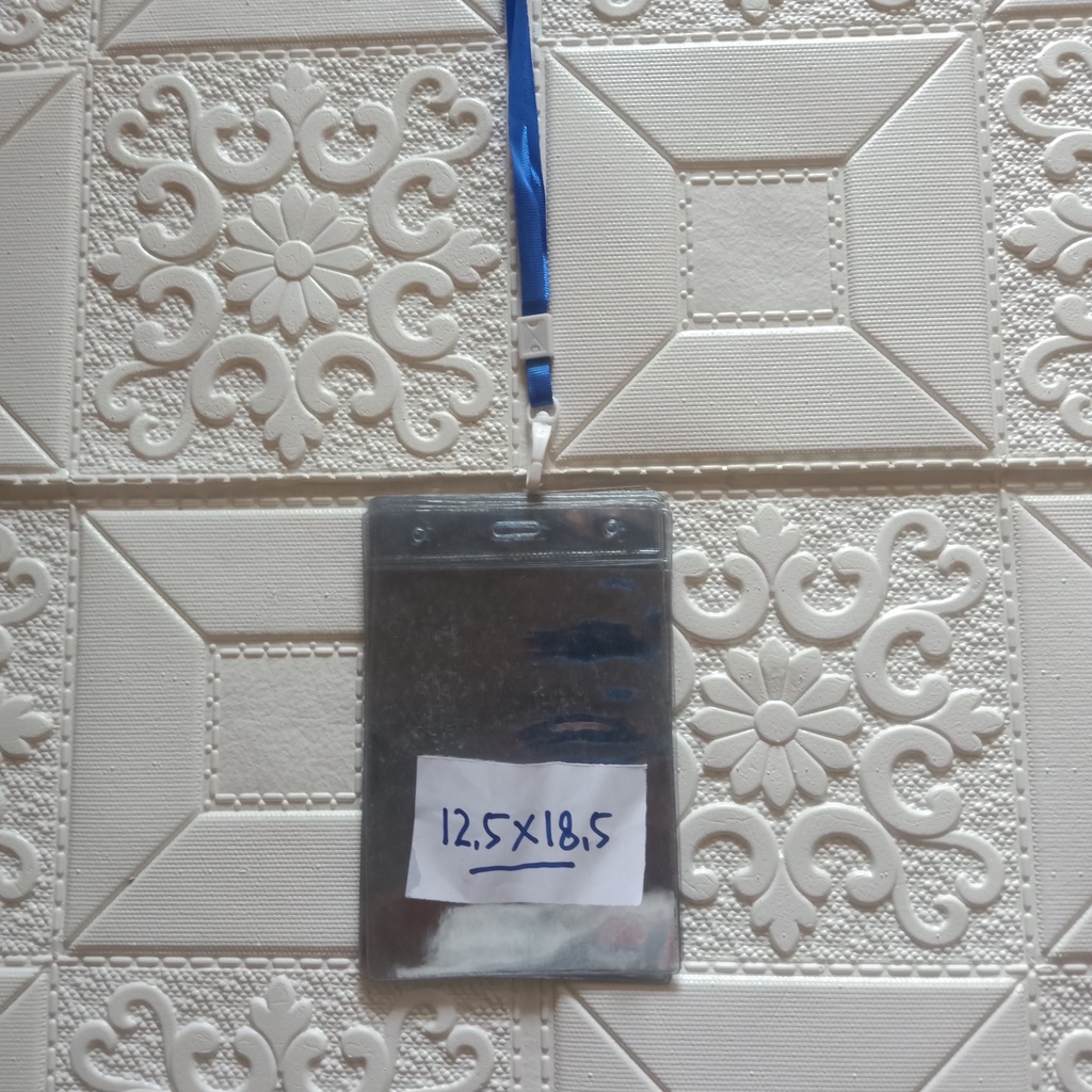 

paket tali 1cm kait plastik + plastik panitia 12.5x18.5 isi 10pcs