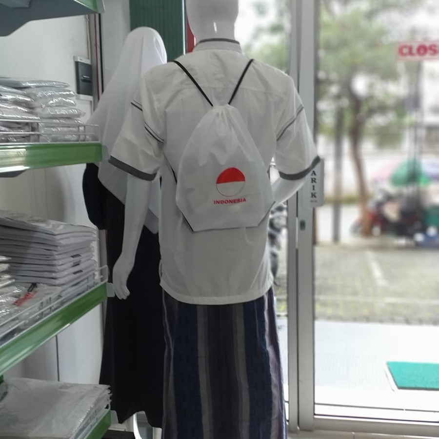 Tas Serut Polos Polyester 210D / Tas Pria Wanita Backpack Serut - Putih