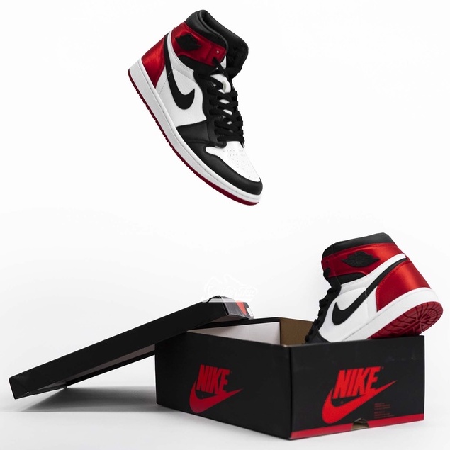 Air Jordan 1 High Satin Black Toe