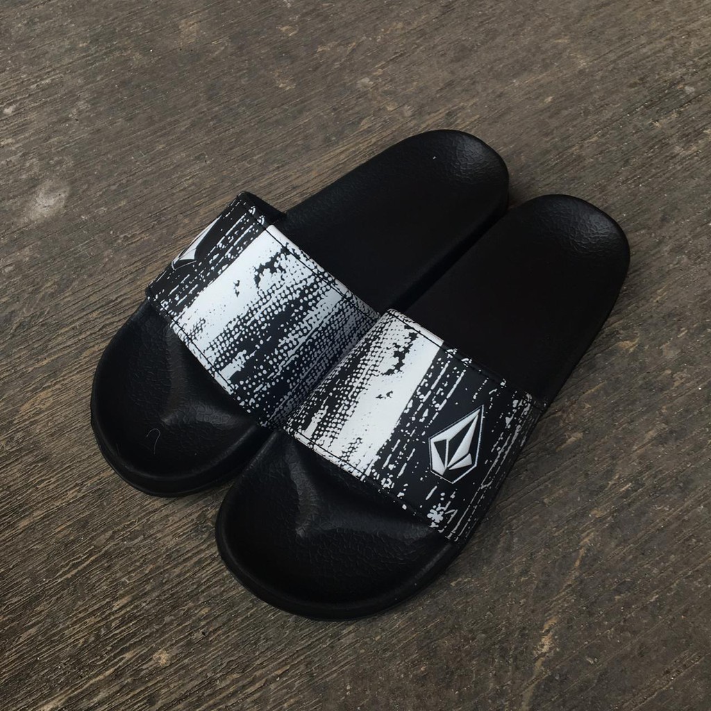 rs surf flip flops