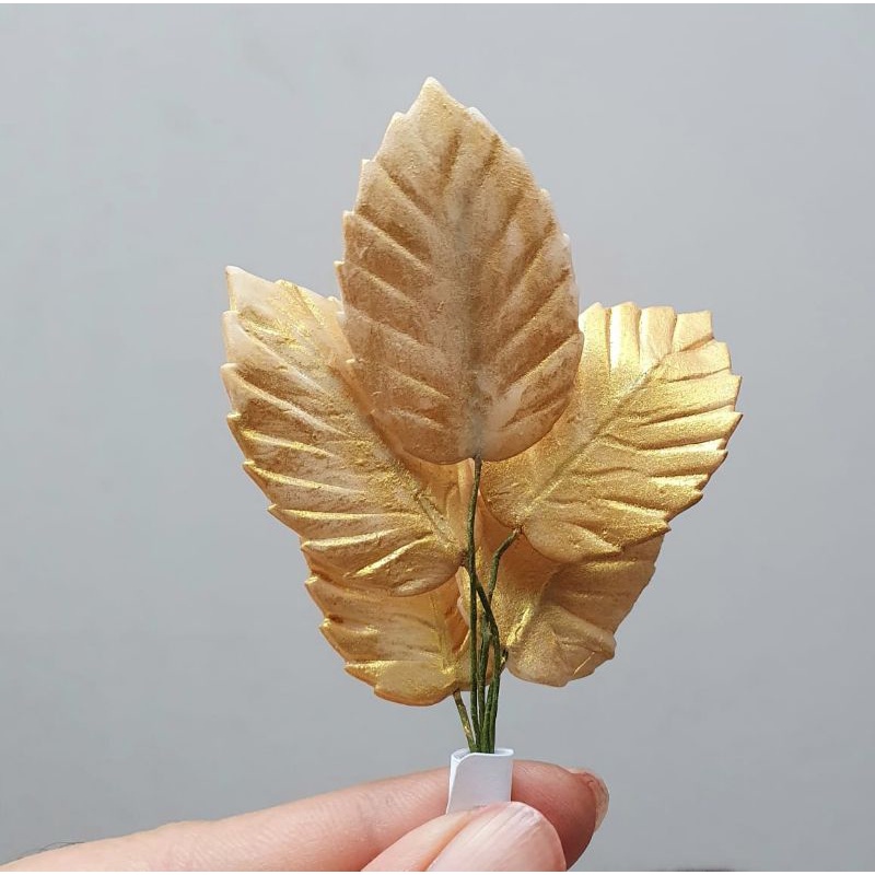 

daun gumpaste flower edible flower hiasan tart cake topper