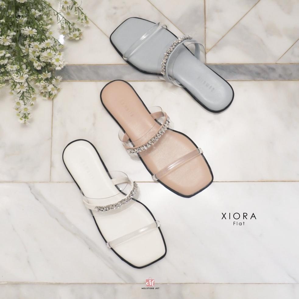 TH.10Jn22ᴮ– Damelia Xiora Flat Wanita