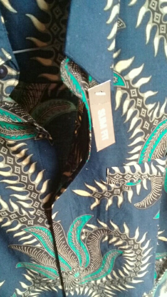 Kemeja Batik Pria Lengan Panjang Slim Fit Batik Pria Modern