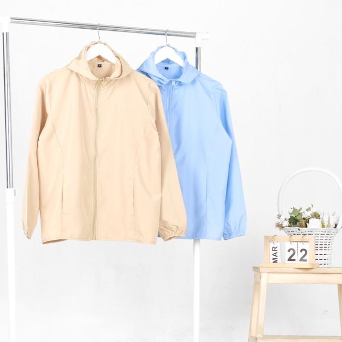 Jaket parasut waterresistant zipper mirip uniqlo olahraga parasit sporty bersepeda training running 