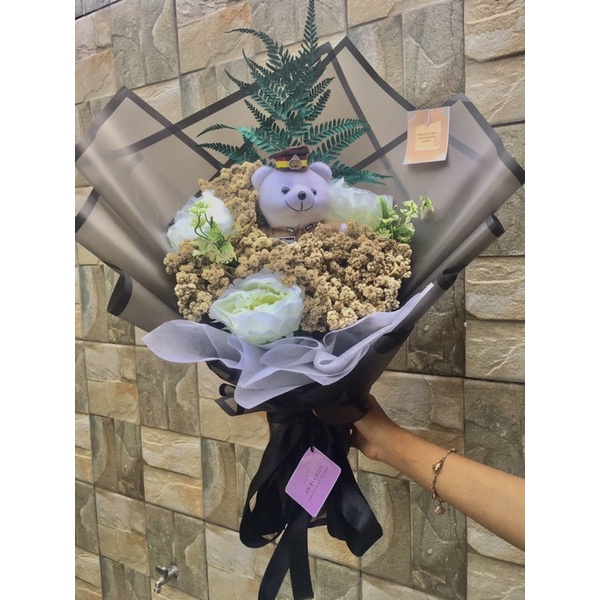 Buket boneka wisuda,Buket boneka,Buket wisuda,Buket Polisi