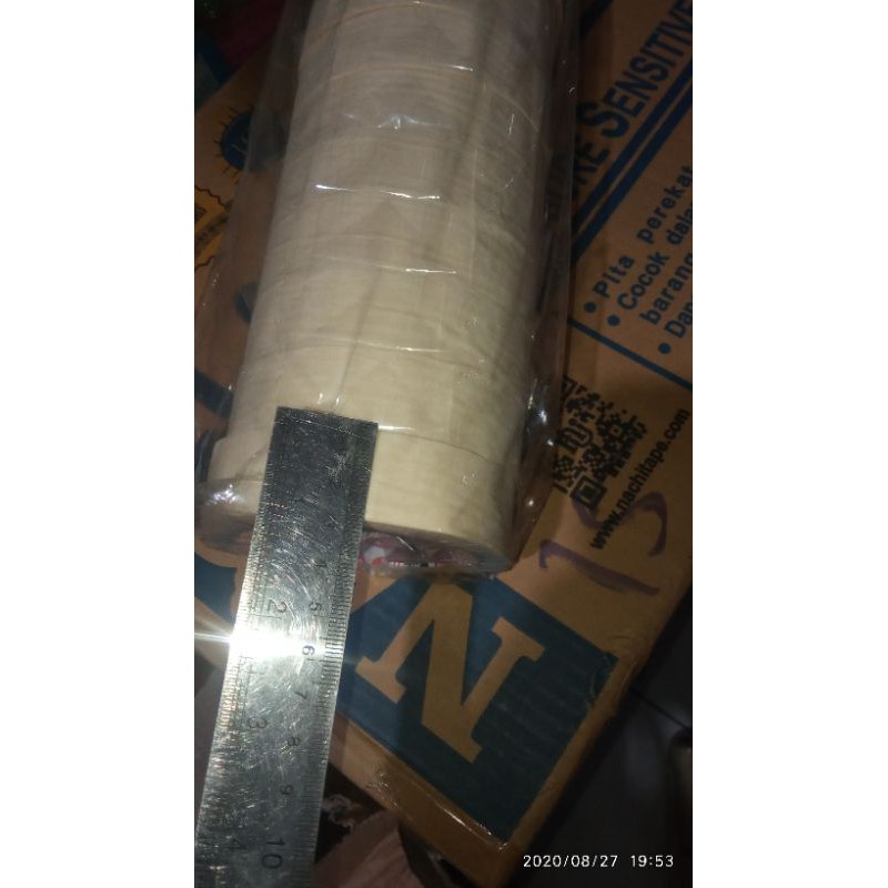 

Masking lakban kertas 1 inchi tebal