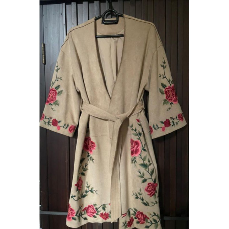 preloved zara coat (sold @ka arsyilla)
