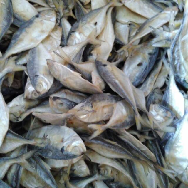 

Ikan asin selar