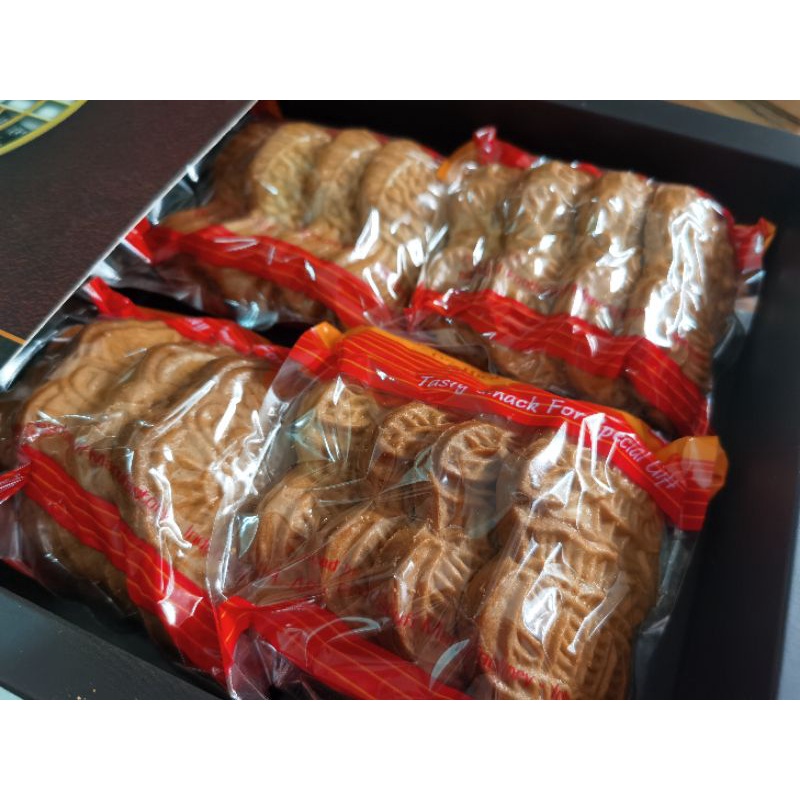 

A1 Biskuit Pekong Kue Bulan