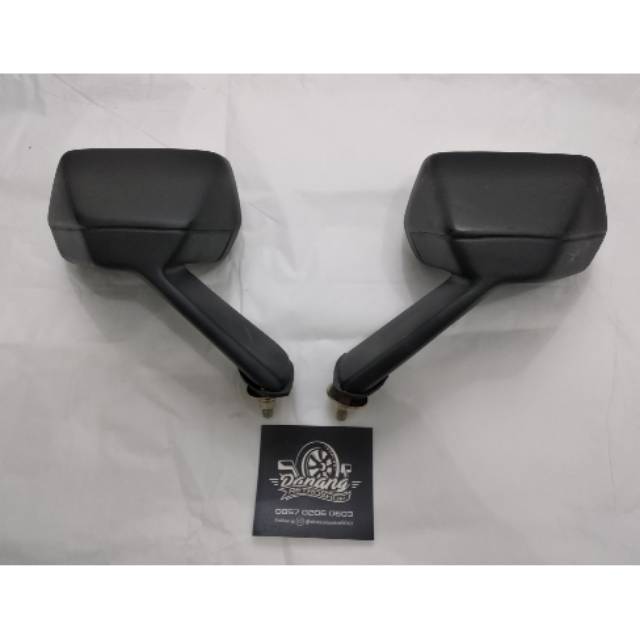 SPION MOBIL TANDUK RETRO TOYOTA COROLLA DX KE70