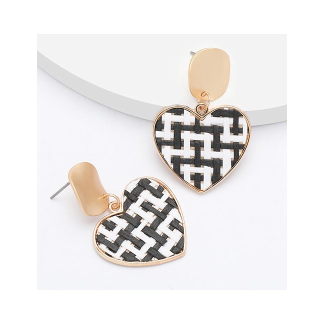 LRC Anting Tusuk Fashion Alloy Rattan Woven Pattern Love Heart Earrings D92183