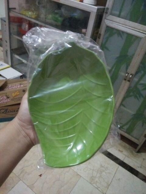 3 Pcs Piring Melamin Bentuk Daun Unika M6908 (uk.kecil) - Hijau