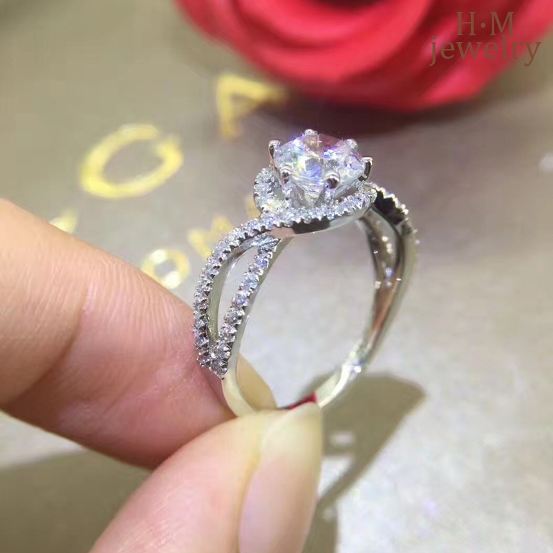 Cincin S925 Silver Full Berlian Bentuk Hati Delapan Panah