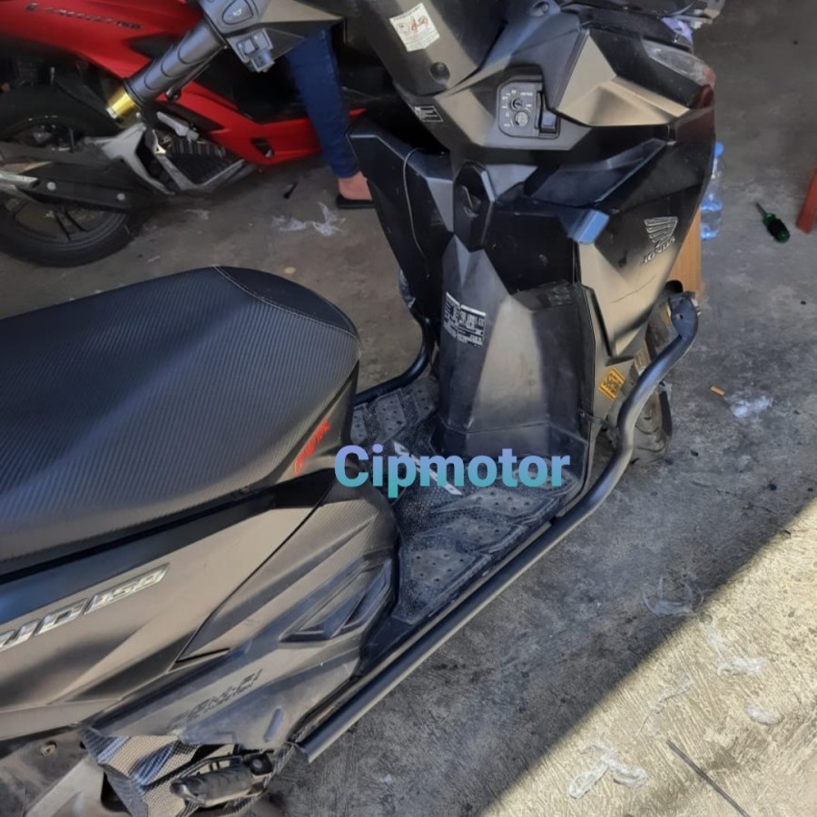 TERBARU CRASHBAR TUBULAR DUDUKAN LAMPU TEMBAK VARIO 125 BOHLAM VARIO 125/150 LED OLD 2012-2017