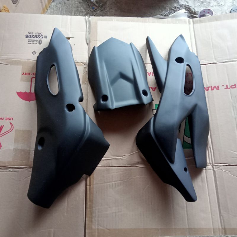 Cover arm R15v3 vva