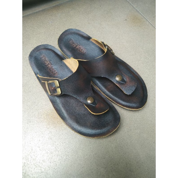 SANDAL KULIT ASLI UNTUK PRIA BERKUALITAS TINGGI