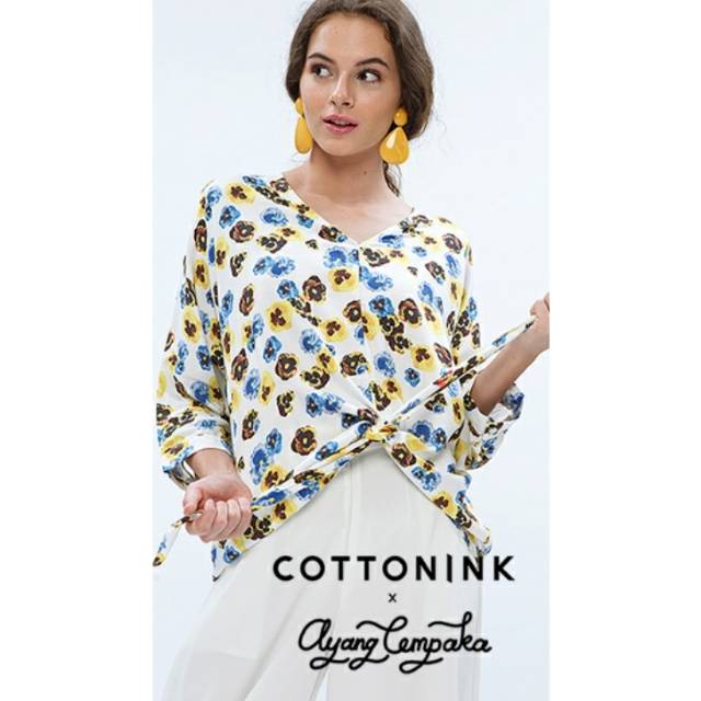 Off white floral cottonink x ayang cempaka with lil defect (foto terakhir)