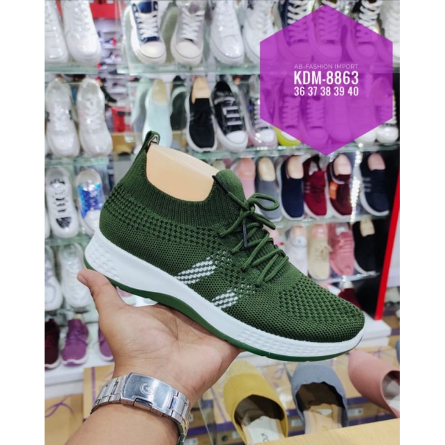 Sepatu Sneakers Imporr Rajut Kdm